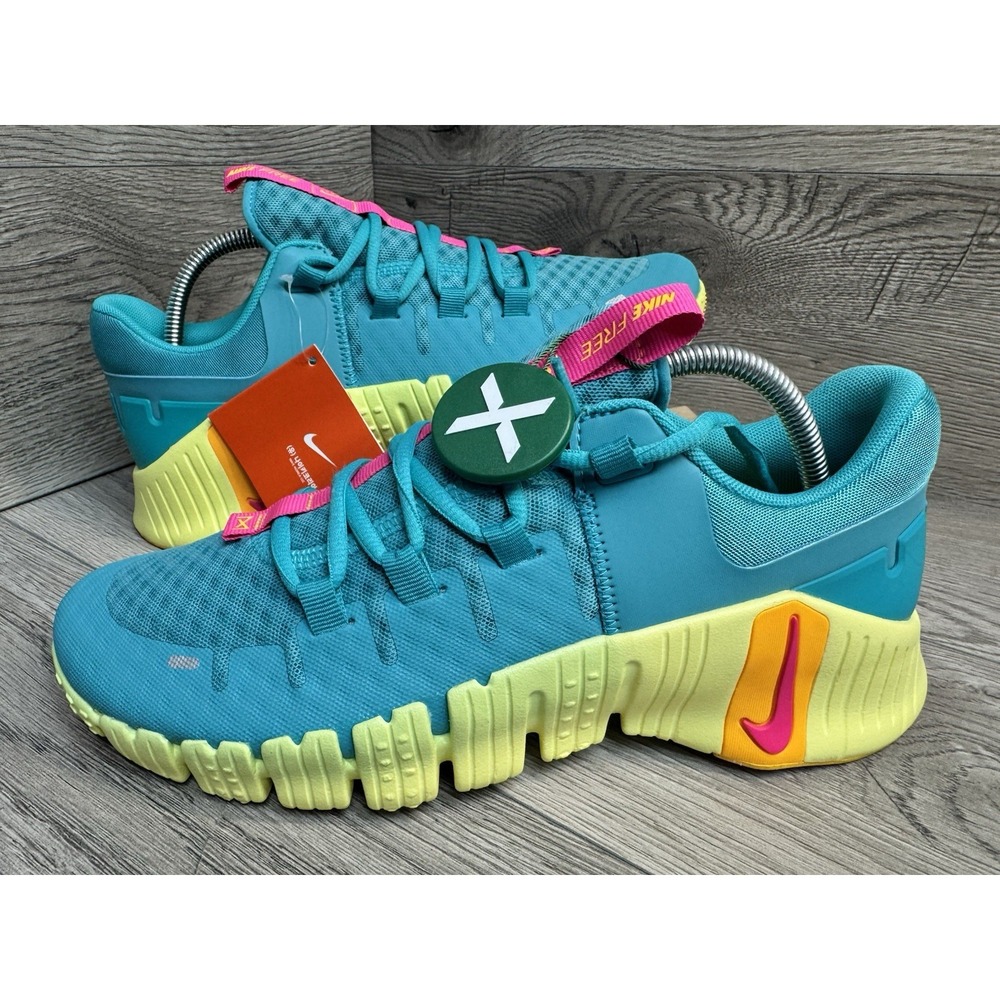 Nike Free Metcon 5 Training Shoes Mens Sz 8.5 Dusty Cactus Pink DV3949-302
